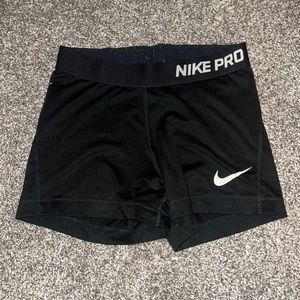 Black Nike pros